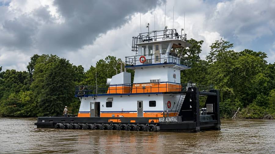 Turn Services tug